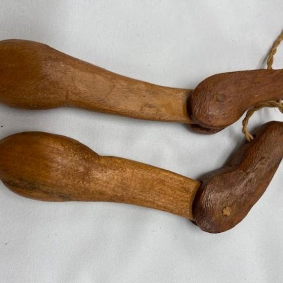 Unique Old Primitive Hand Carved Wooden Cow Goat Bell - Picture 5 of 10